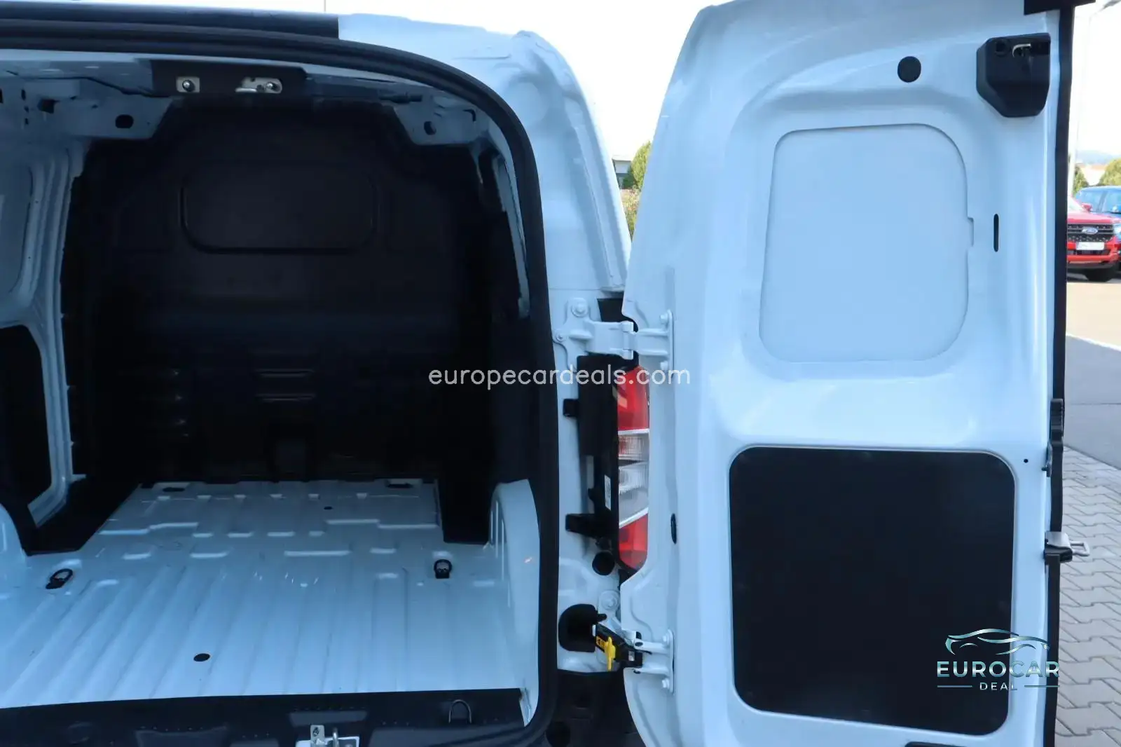 Ford Transit Courier