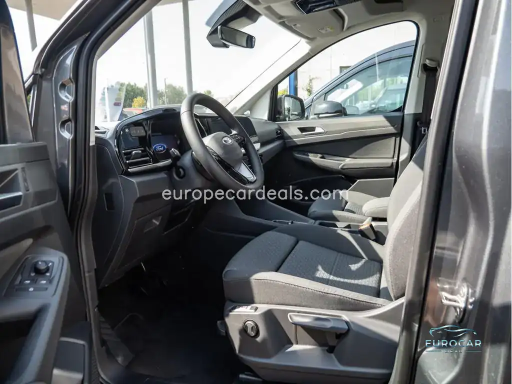 Ford Grand Tourneo