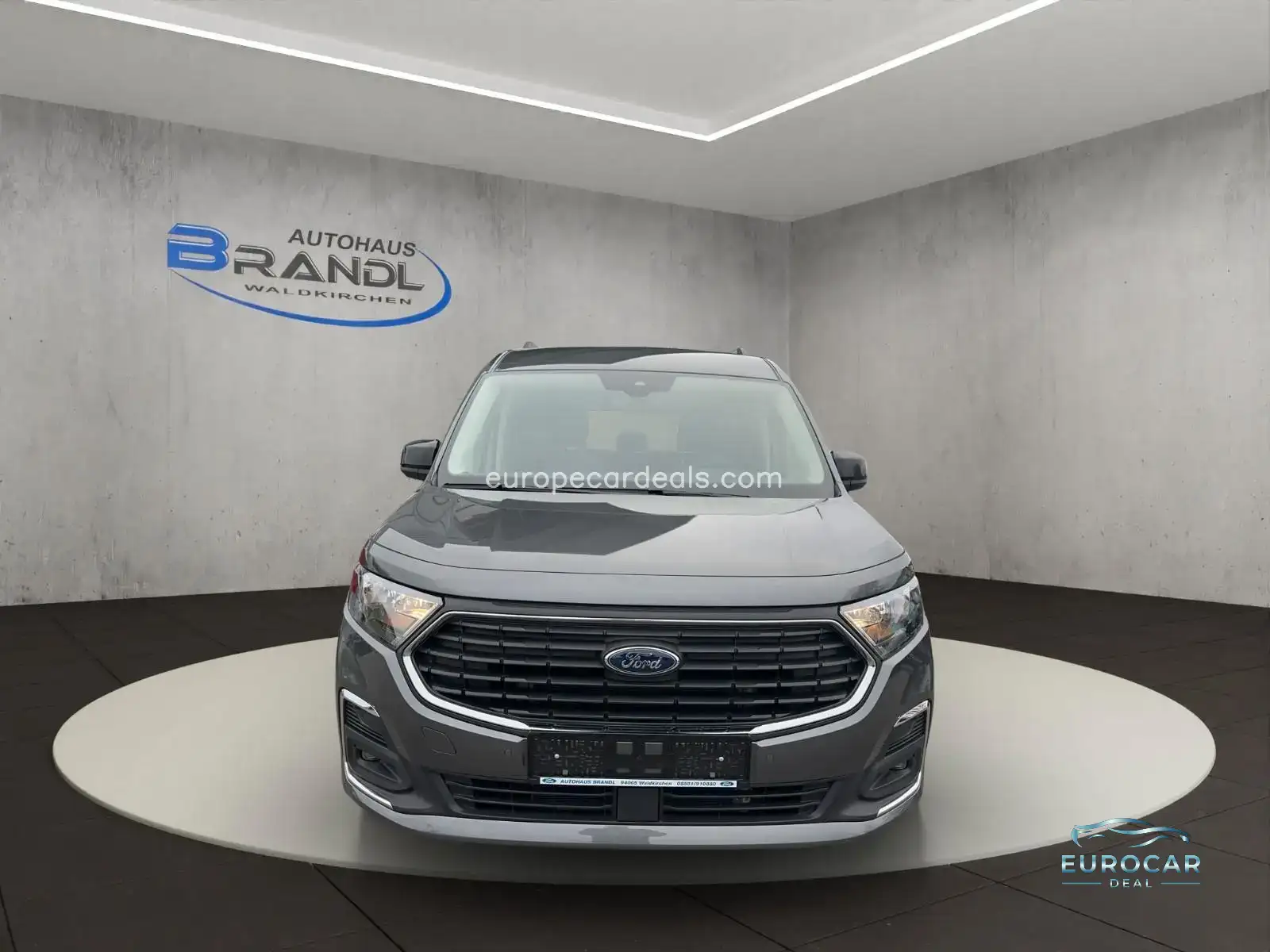 Ford Grand Tourneo