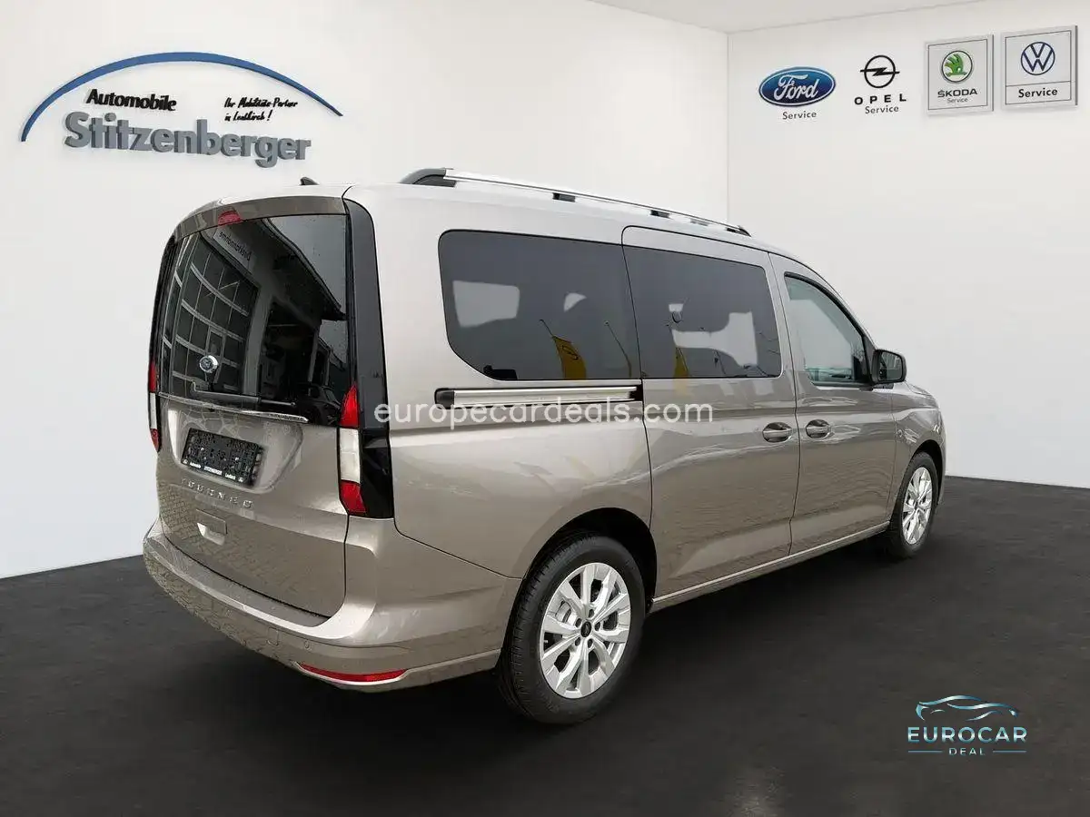 Ford Grand Tourneo