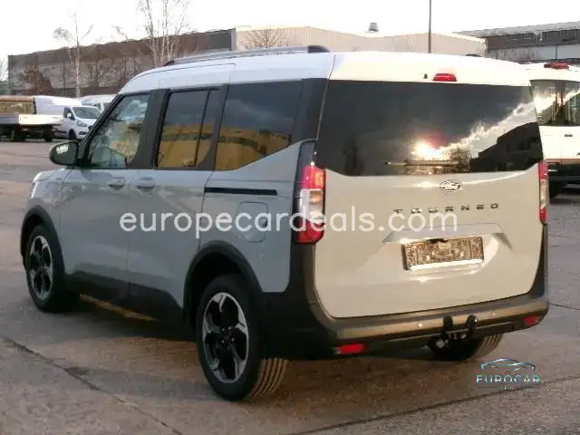 Ford Tourneo Courier