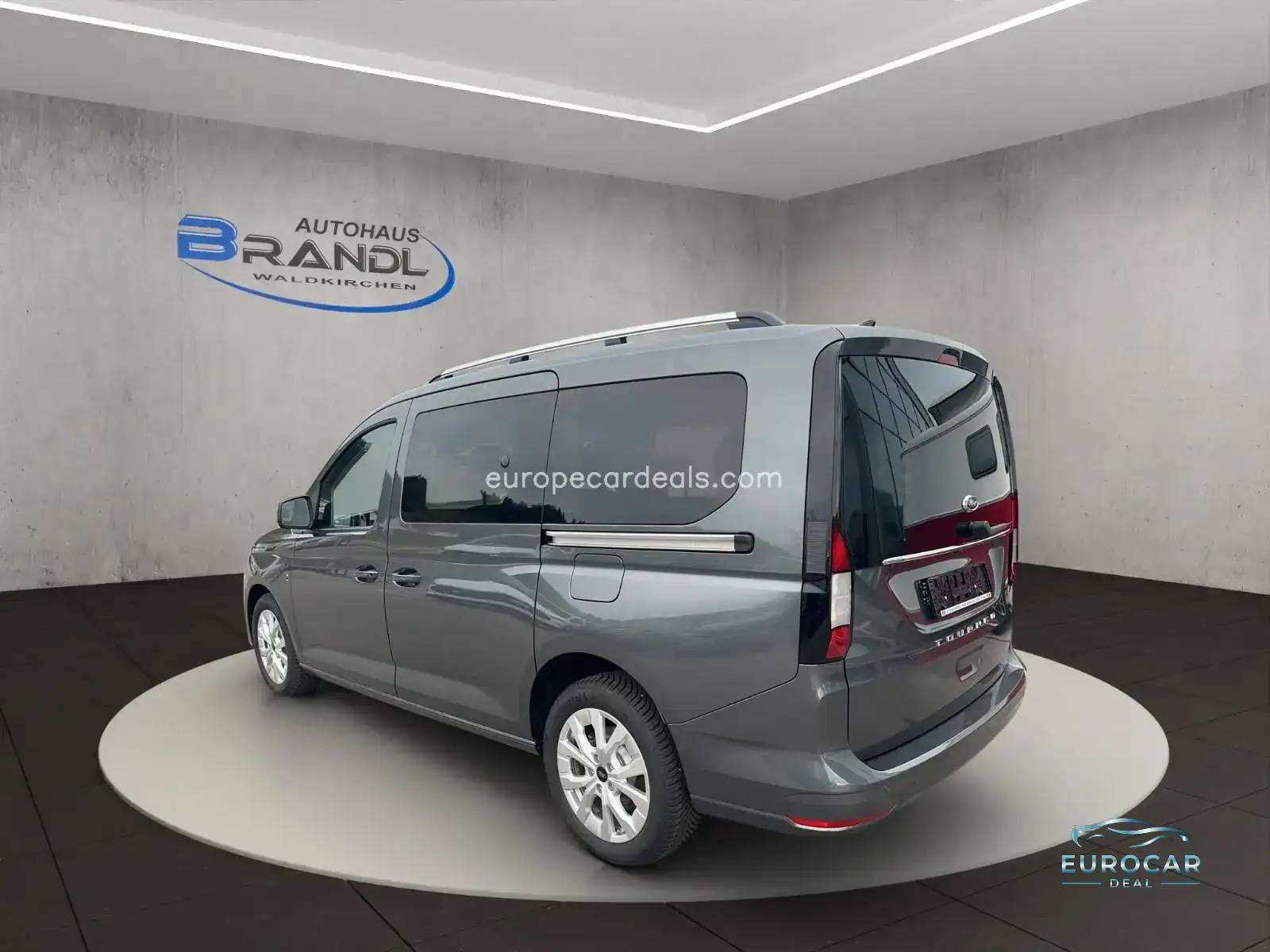Ford Grand Tourneo