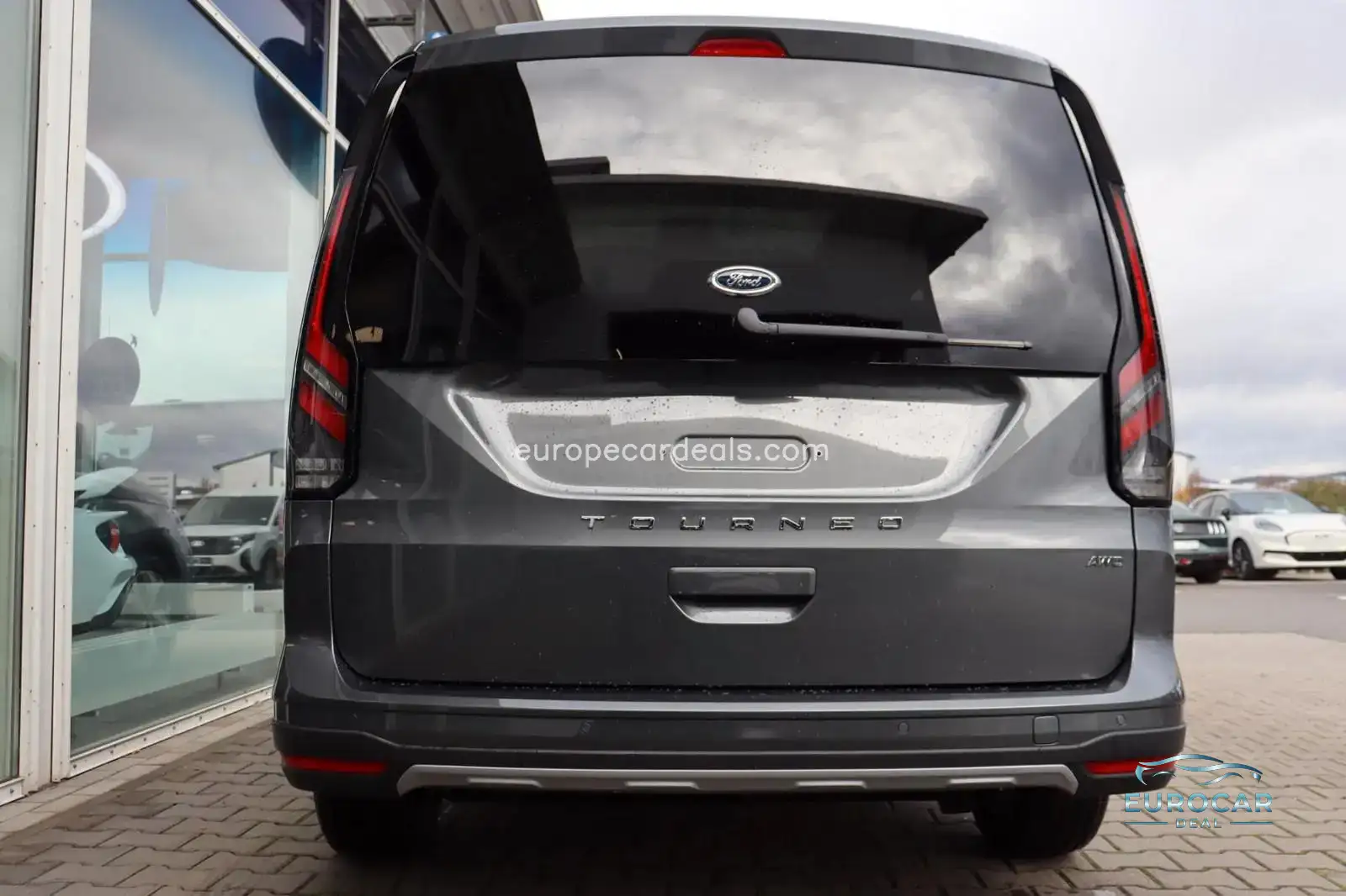 Ford Grand Tourneo