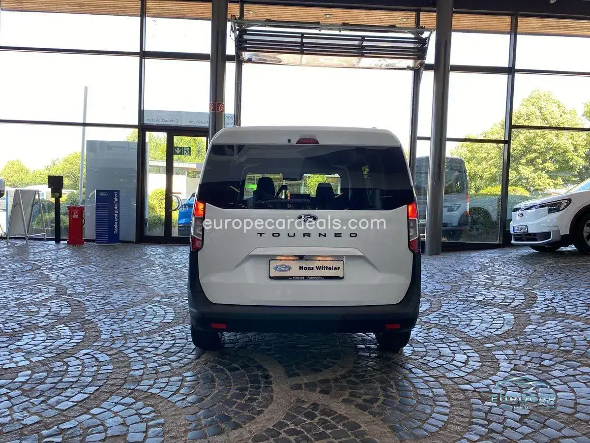 Ford Tourneo Courier