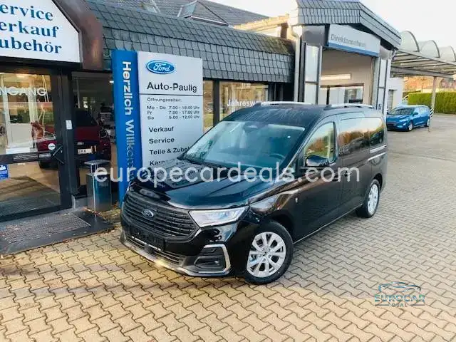Ford Grand Tourneo