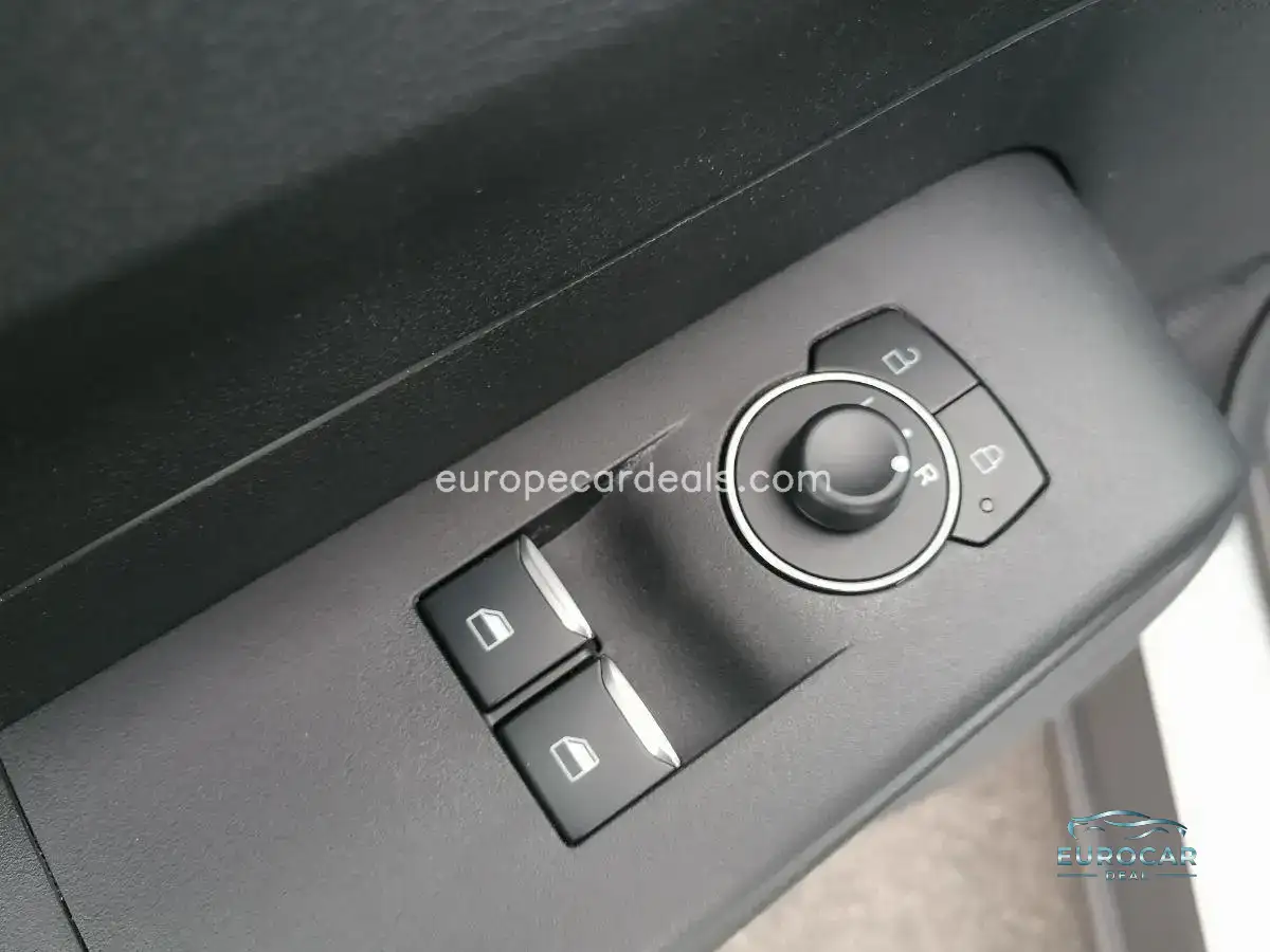 Ford Transit Courier