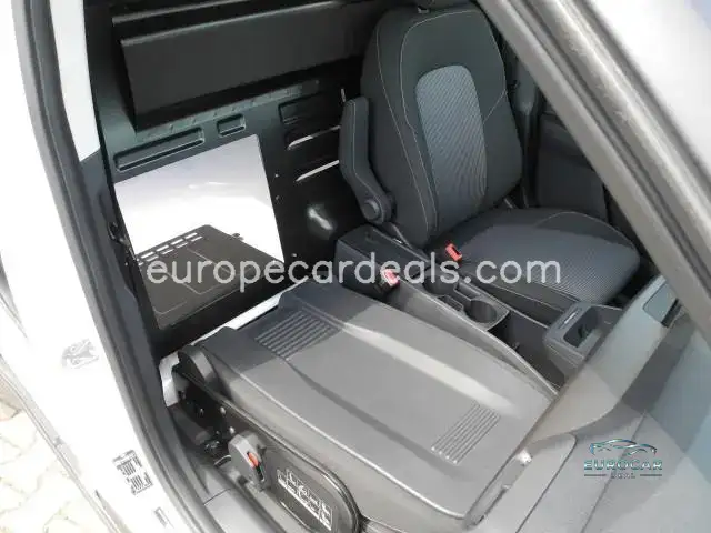 Ford Transit Courier