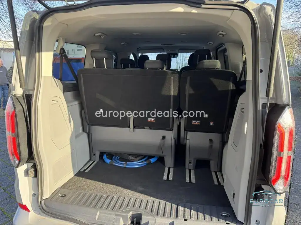 Ford Tourneo Custom