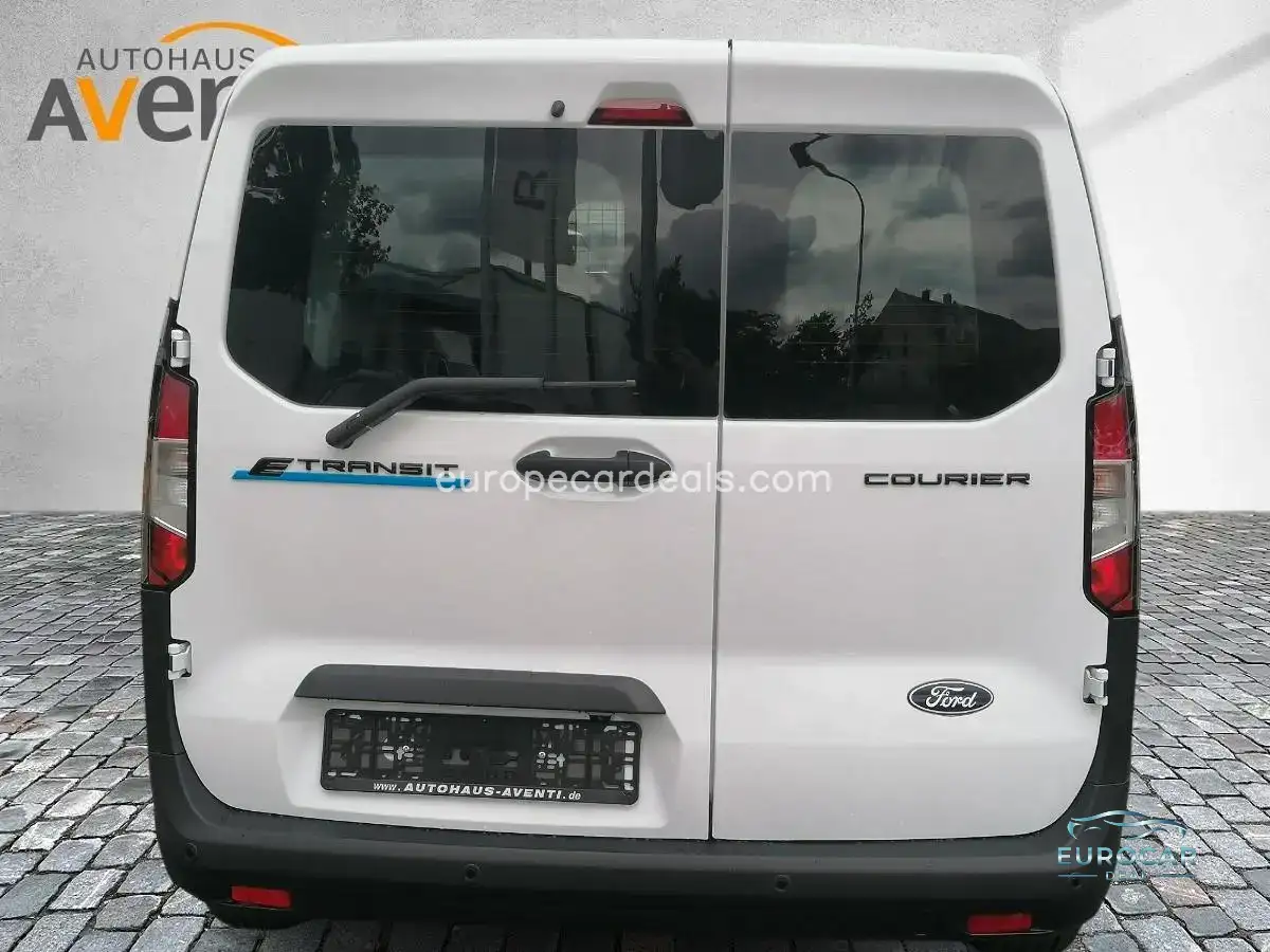 Ford Transit Courier