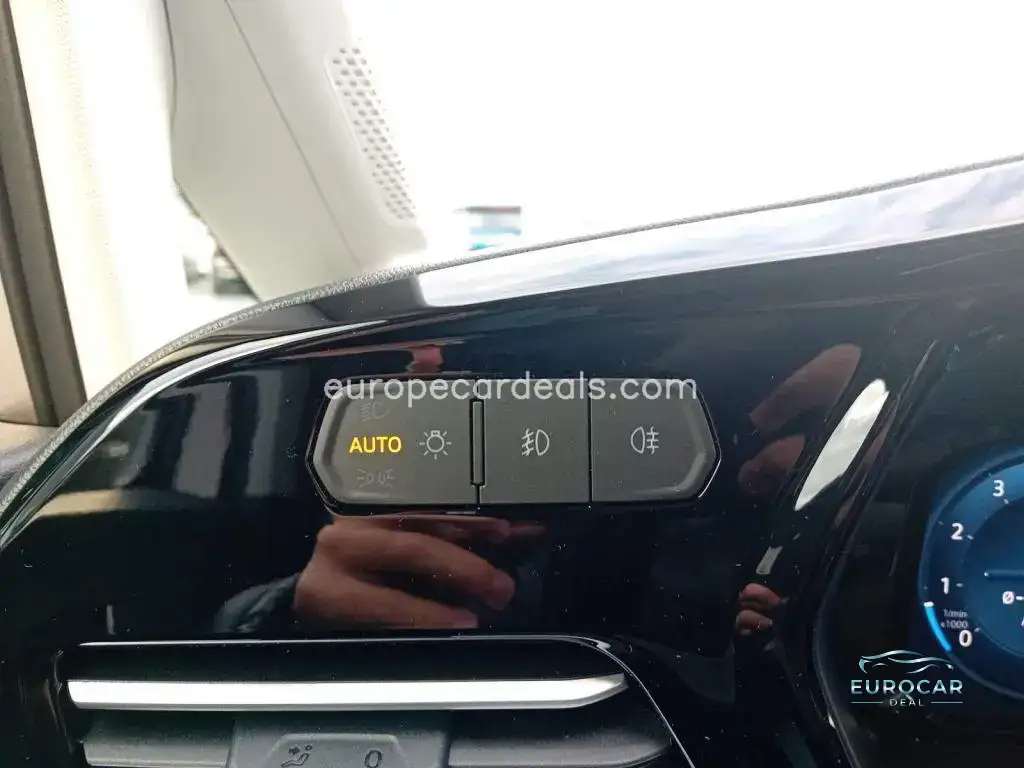 Ford Grand Tourneo