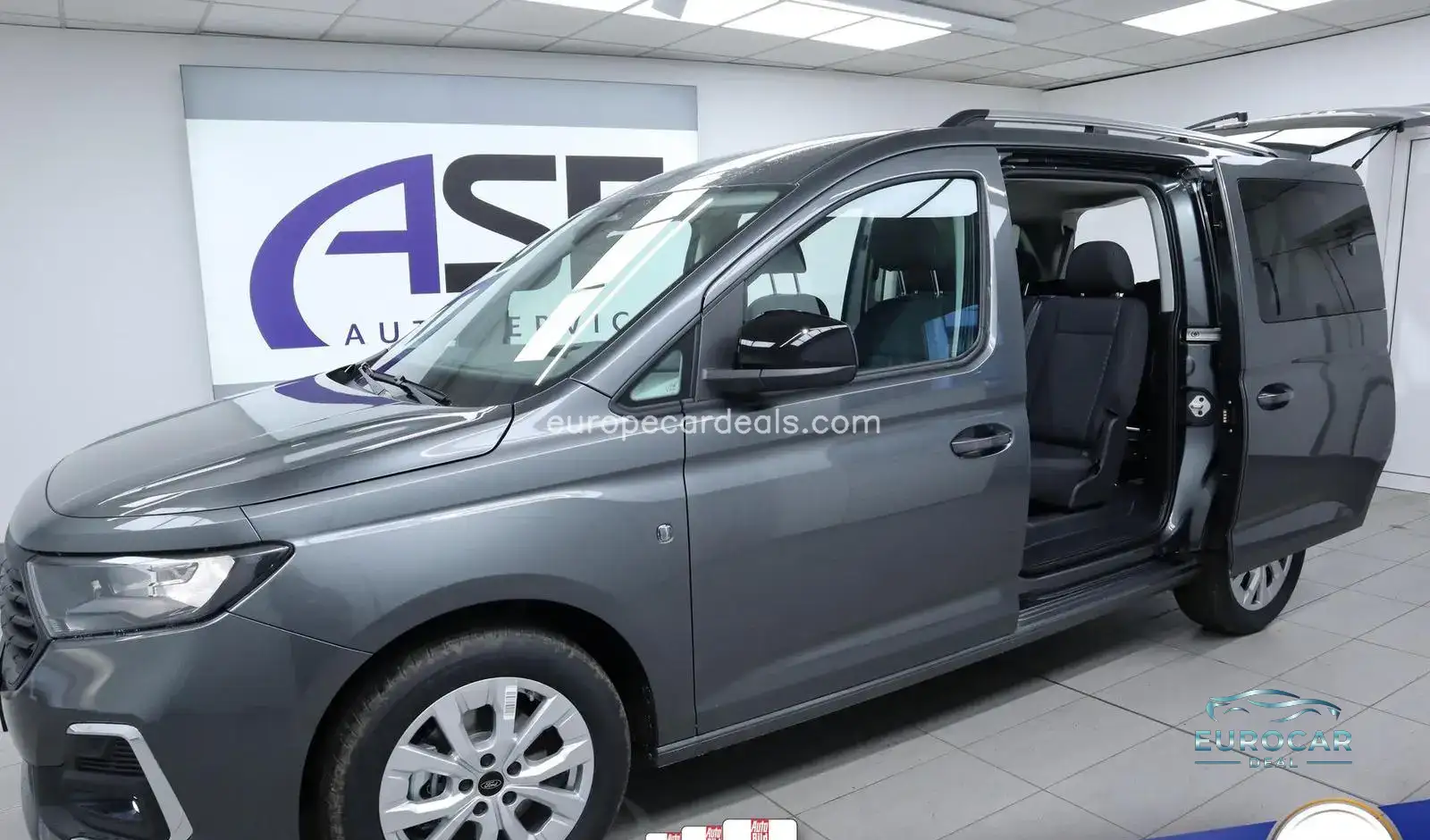 Ford Grand Tourneo