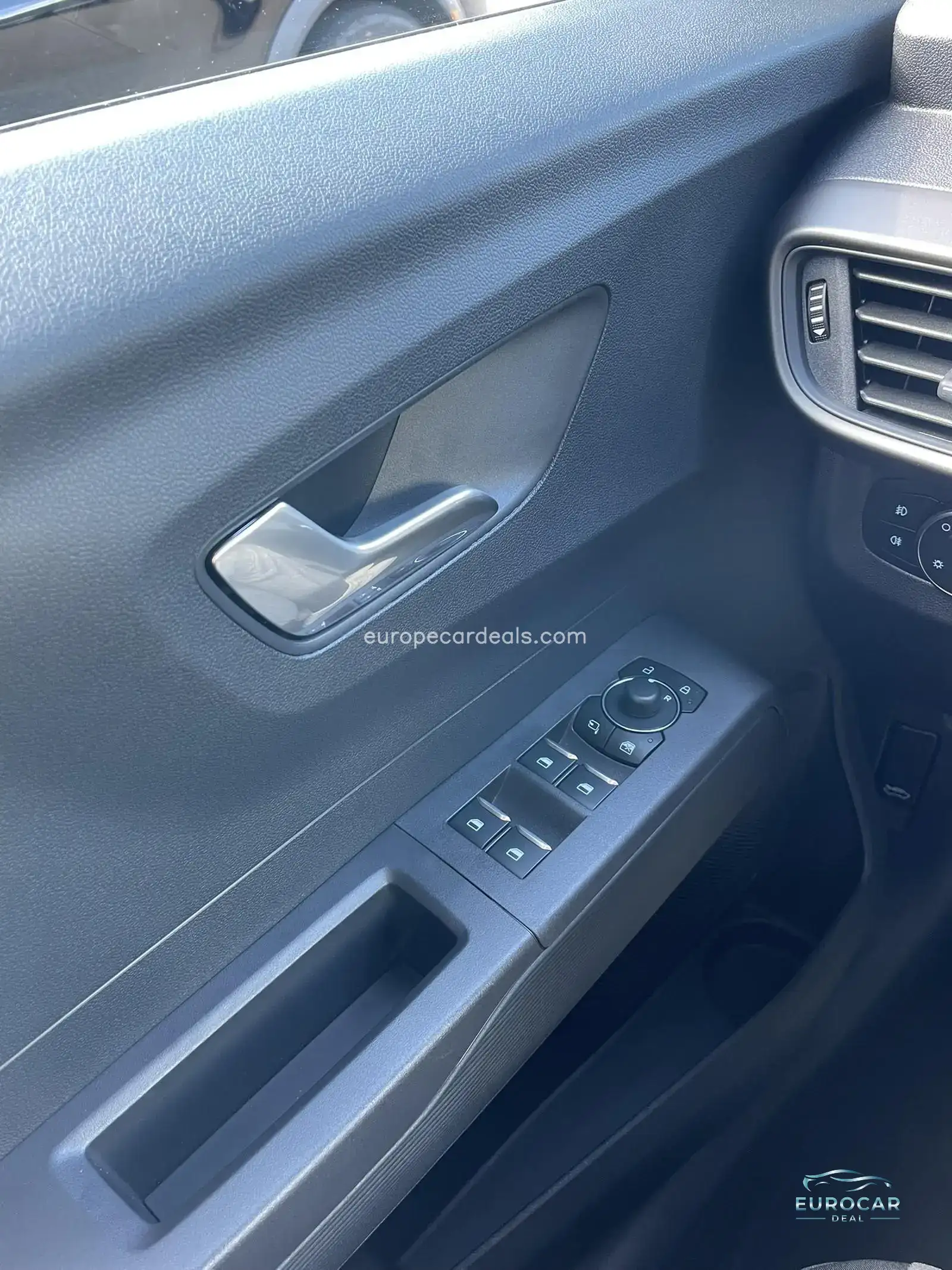 Ford Tourneo Courier