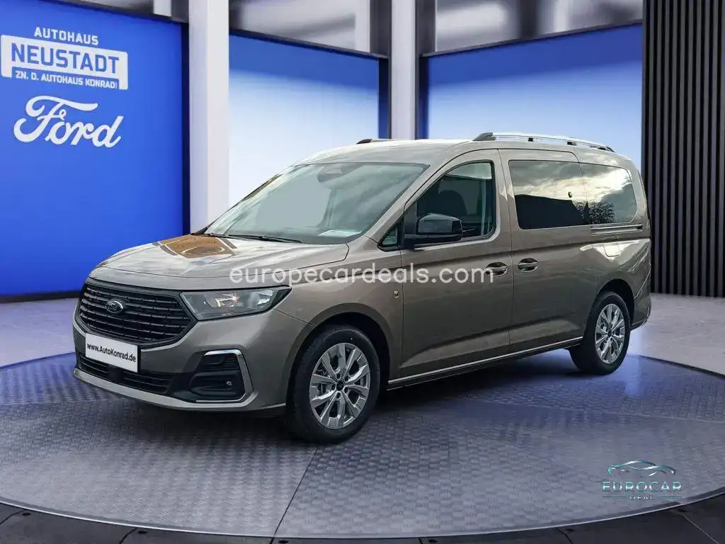 Ford Grand Tourneo
