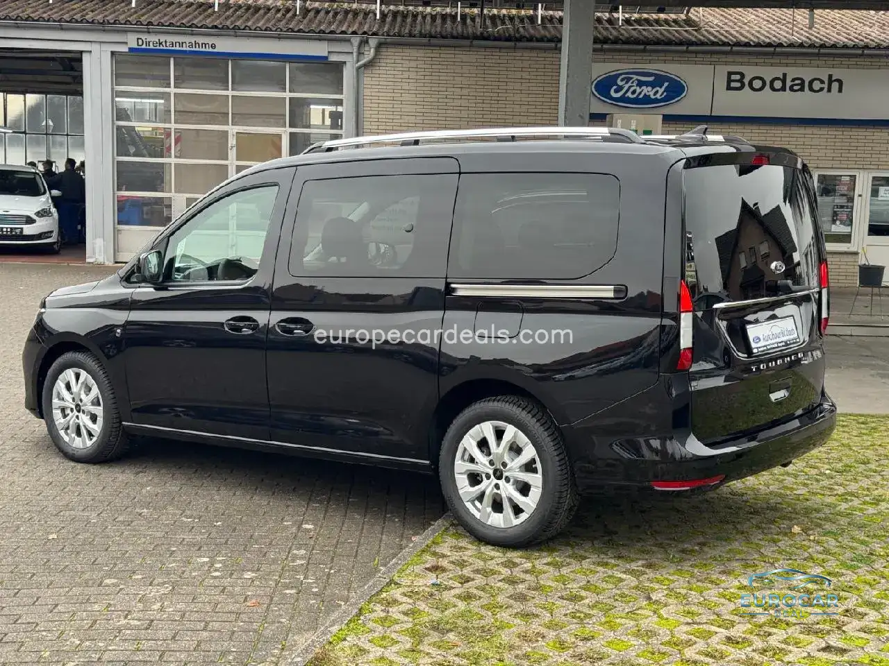 Ford Grand Tourneo
