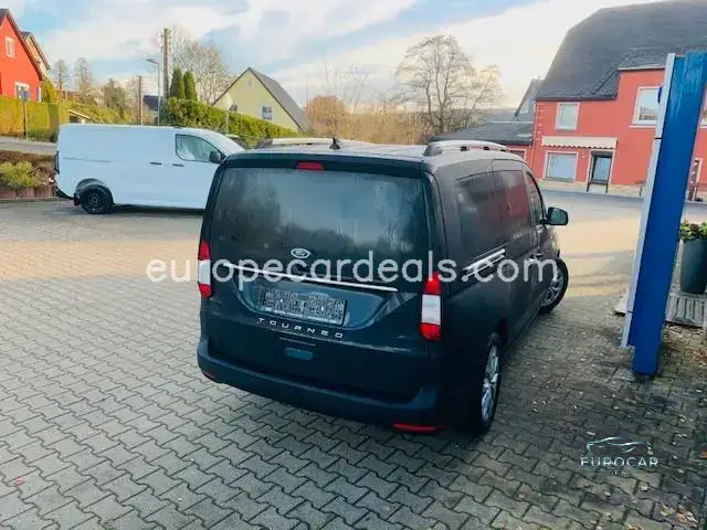 Ford Grand Tourneo
