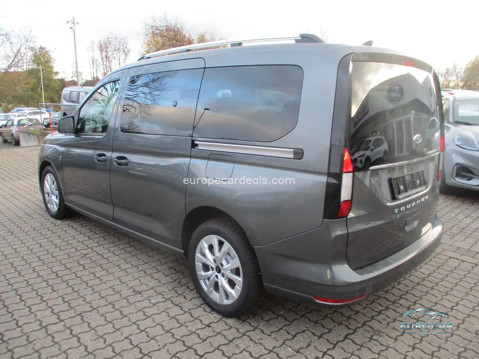 Ford Grand Tourneo