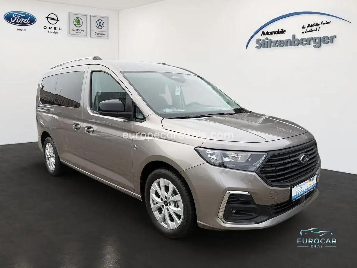 Ford Grand Tourneo