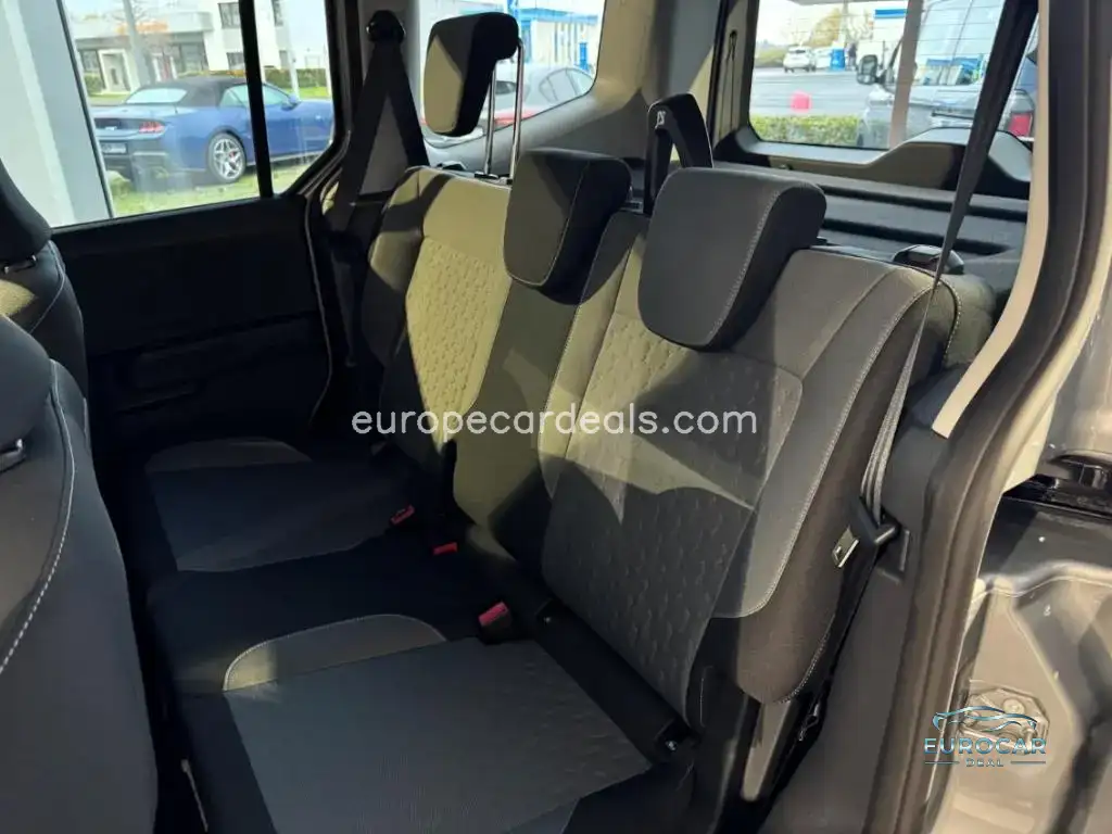 Ford Tourneo Courier