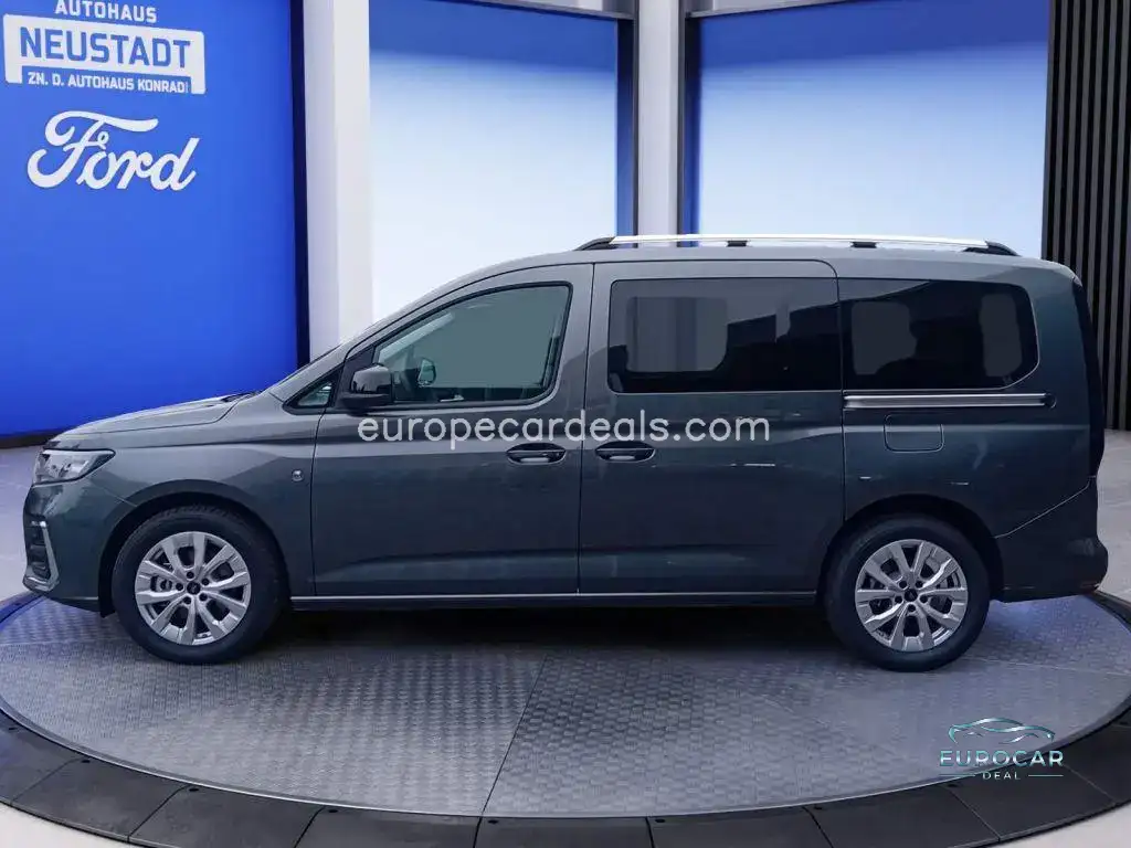Ford Grand Tourneo