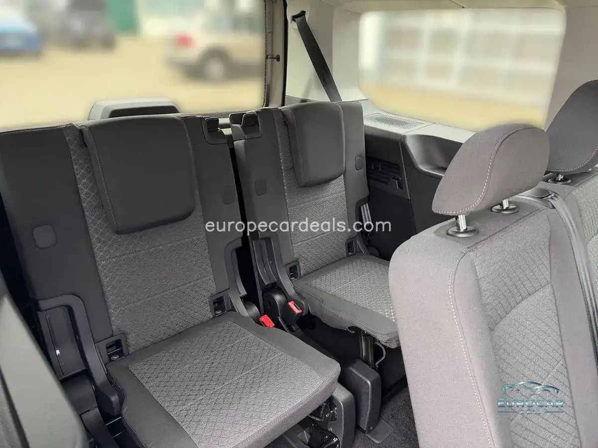 Ford Grand Tourneo