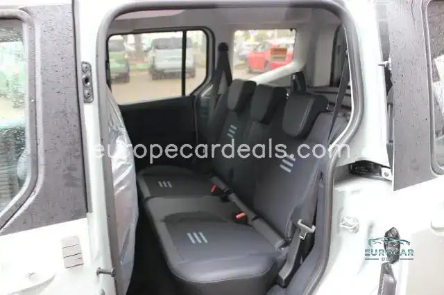 Ford Tourneo Courier