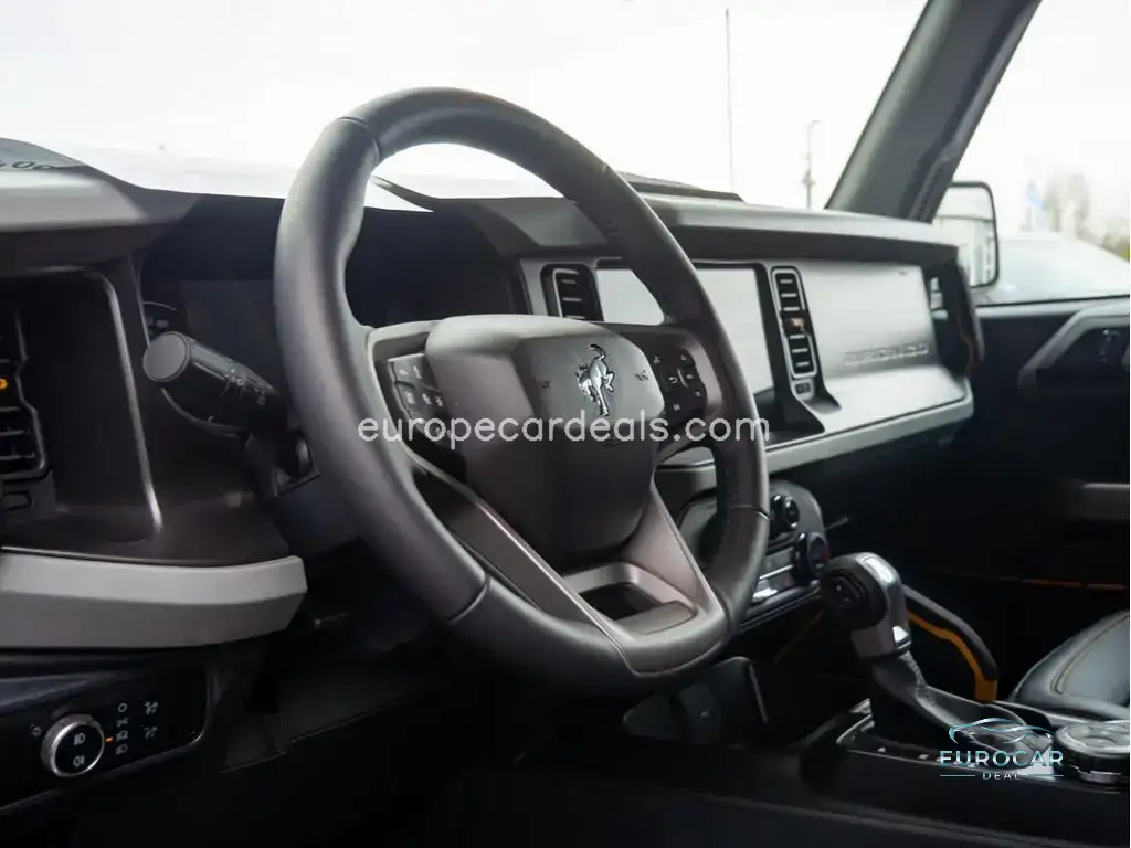 Ford Bronco