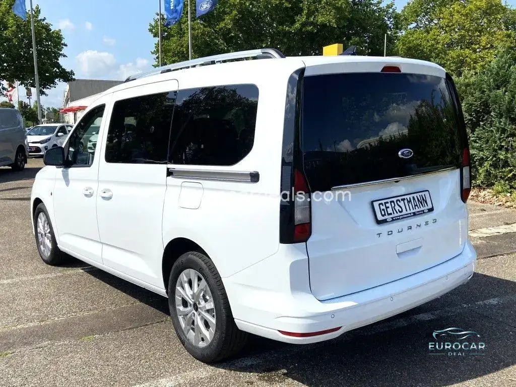 Ford Grand Tourneo