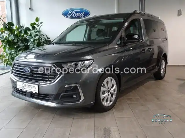 Ford Grand Tourneo
