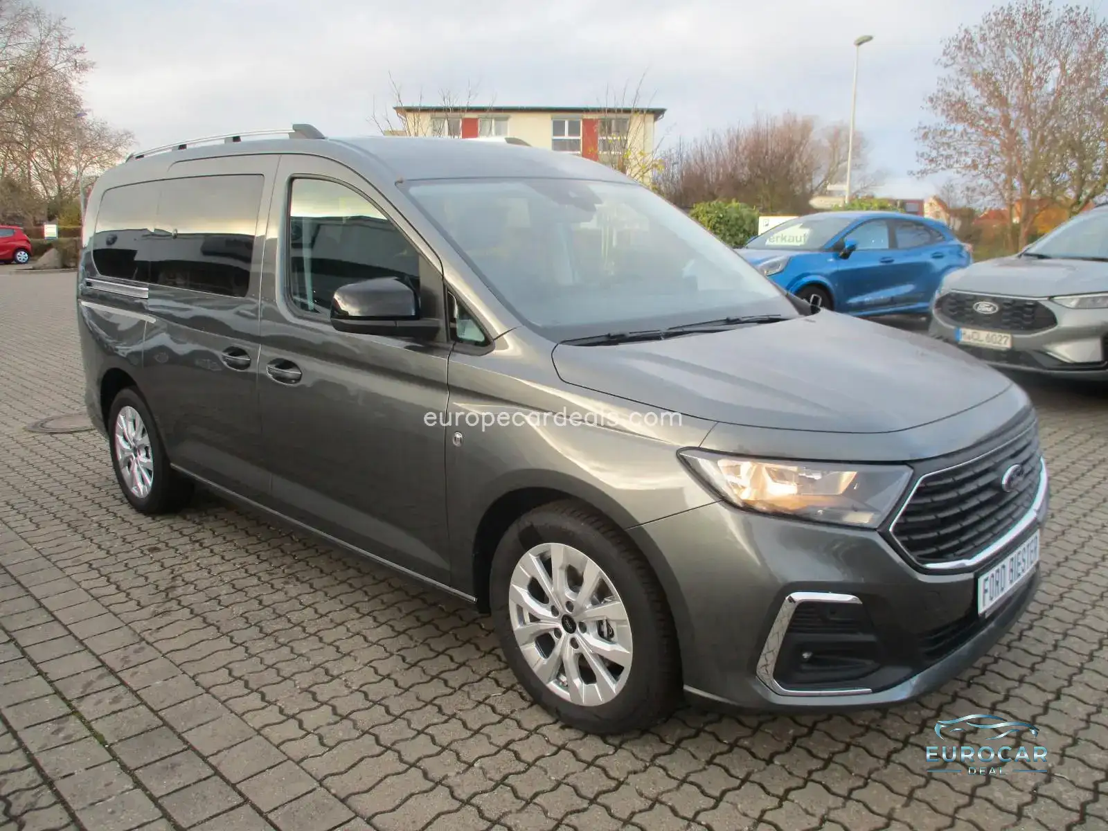 Ford Grand Tourneo