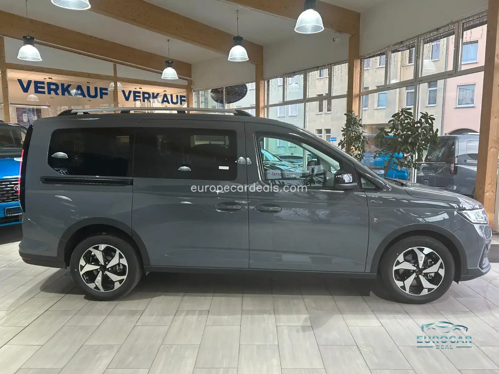 Ford Grand Tourneo