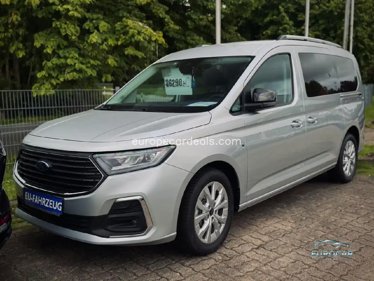 Ford Grand Tourneo