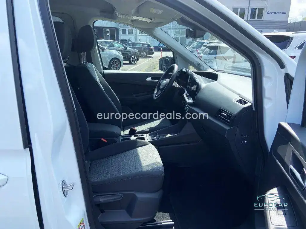 Ford Grand Tourneo