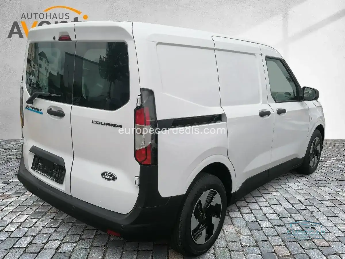Ford Transit Courier
