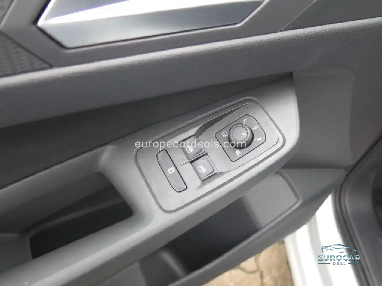 Ford Grand Tourneo