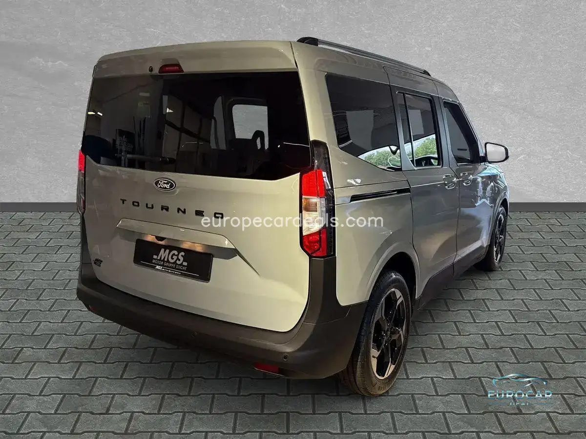 Ford Tourneo Courier