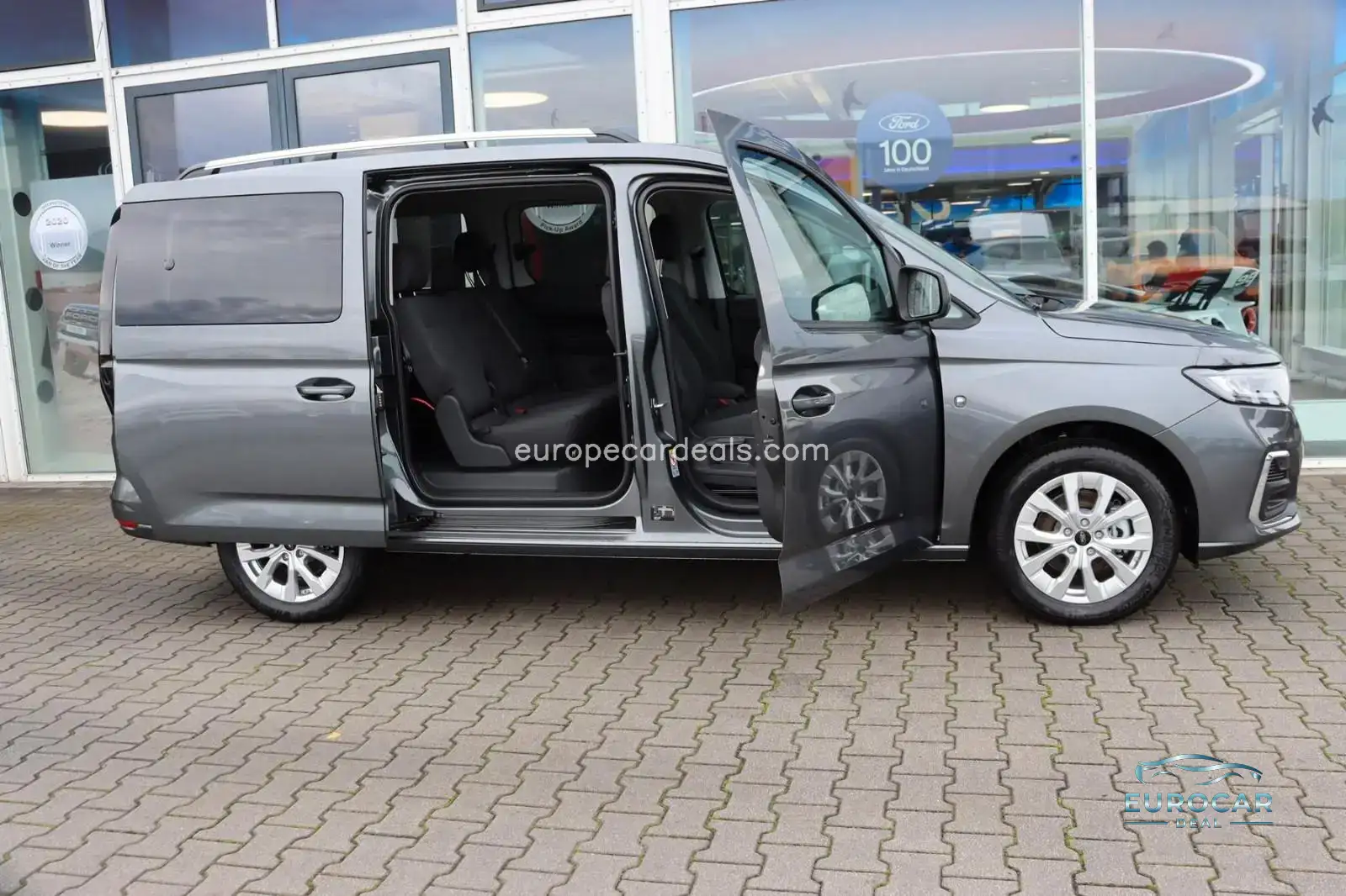 Ford Grand Tourneo