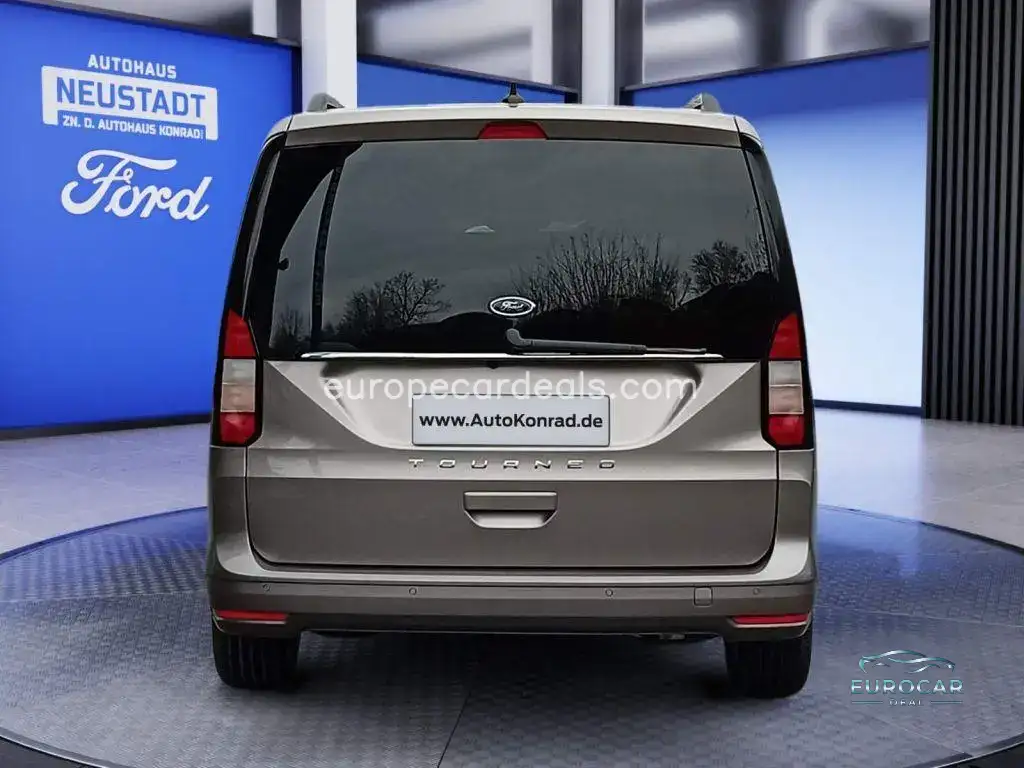 Ford Grand Tourneo