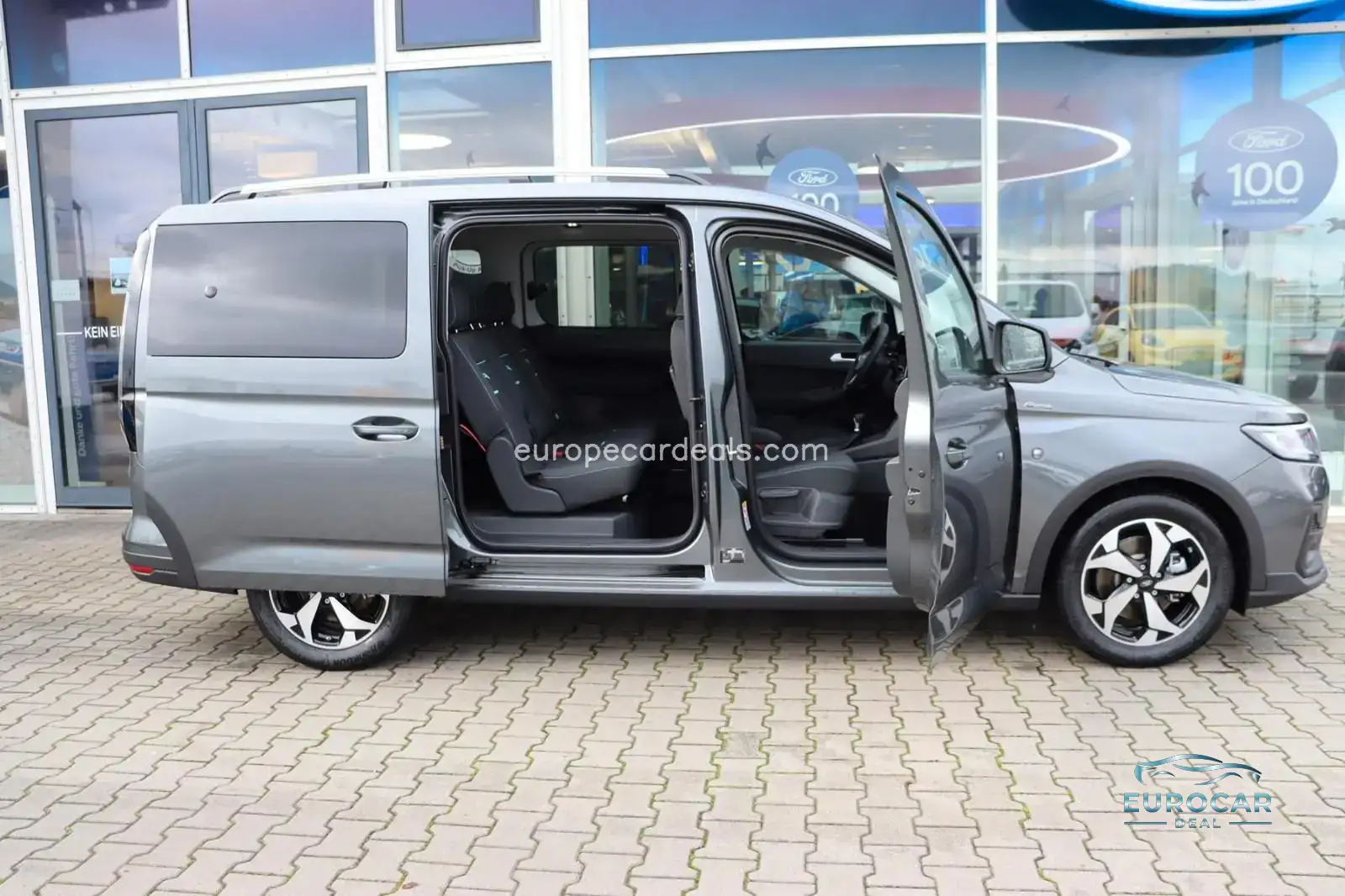 Ford Grand Tourneo