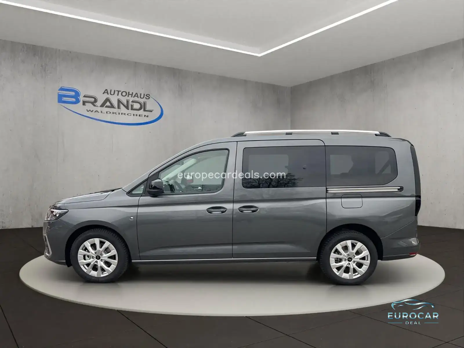 Ford Grand Tourneo