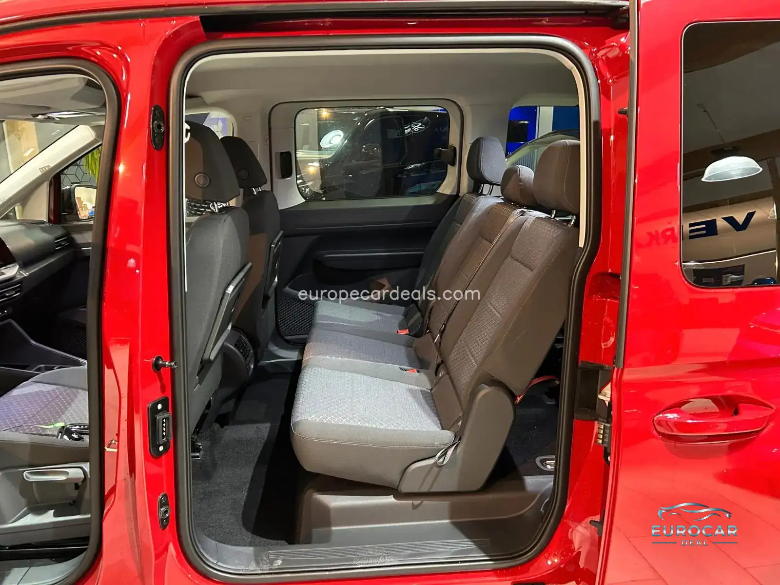 Ford Grand Tourneo