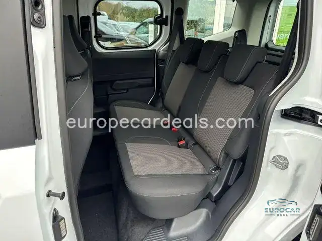 Ford Tourneo Courier