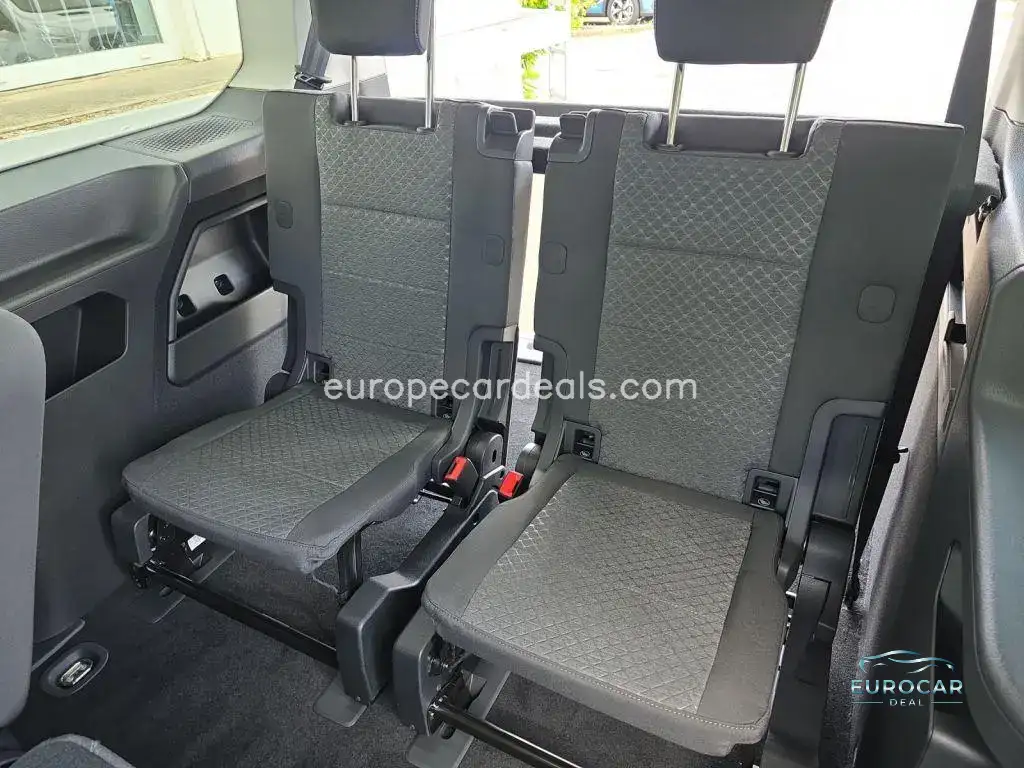Ford Grand Tourneo
