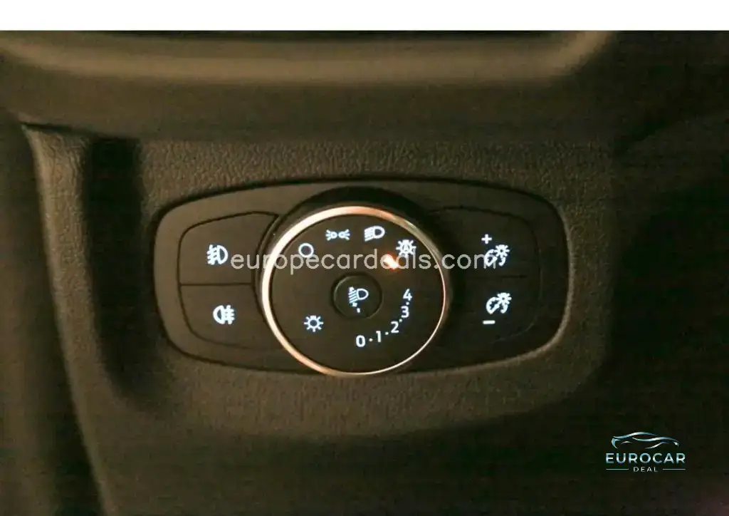 Ford Transit Courier