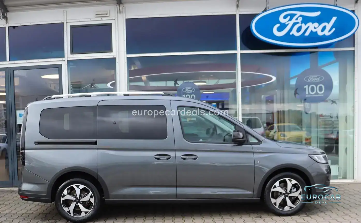 Ford Grand Tourneo