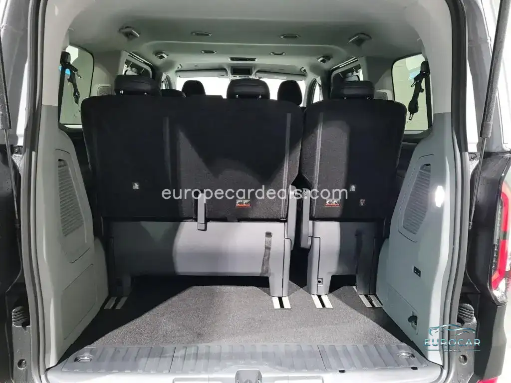 Ford Tourneo Custom