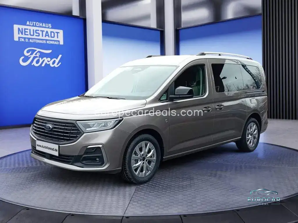 Ford Grand Tourneo