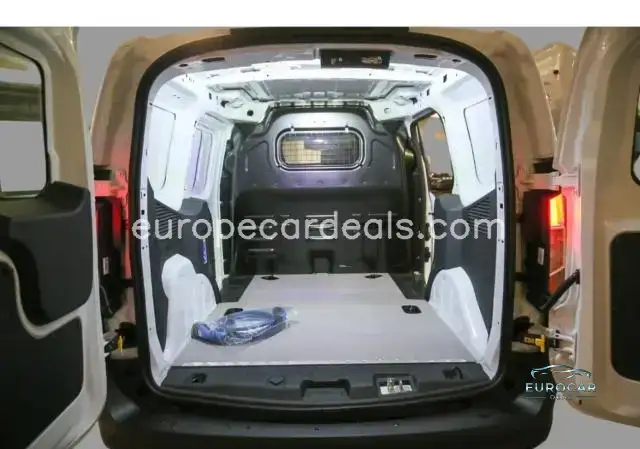 Ford Transit Courier