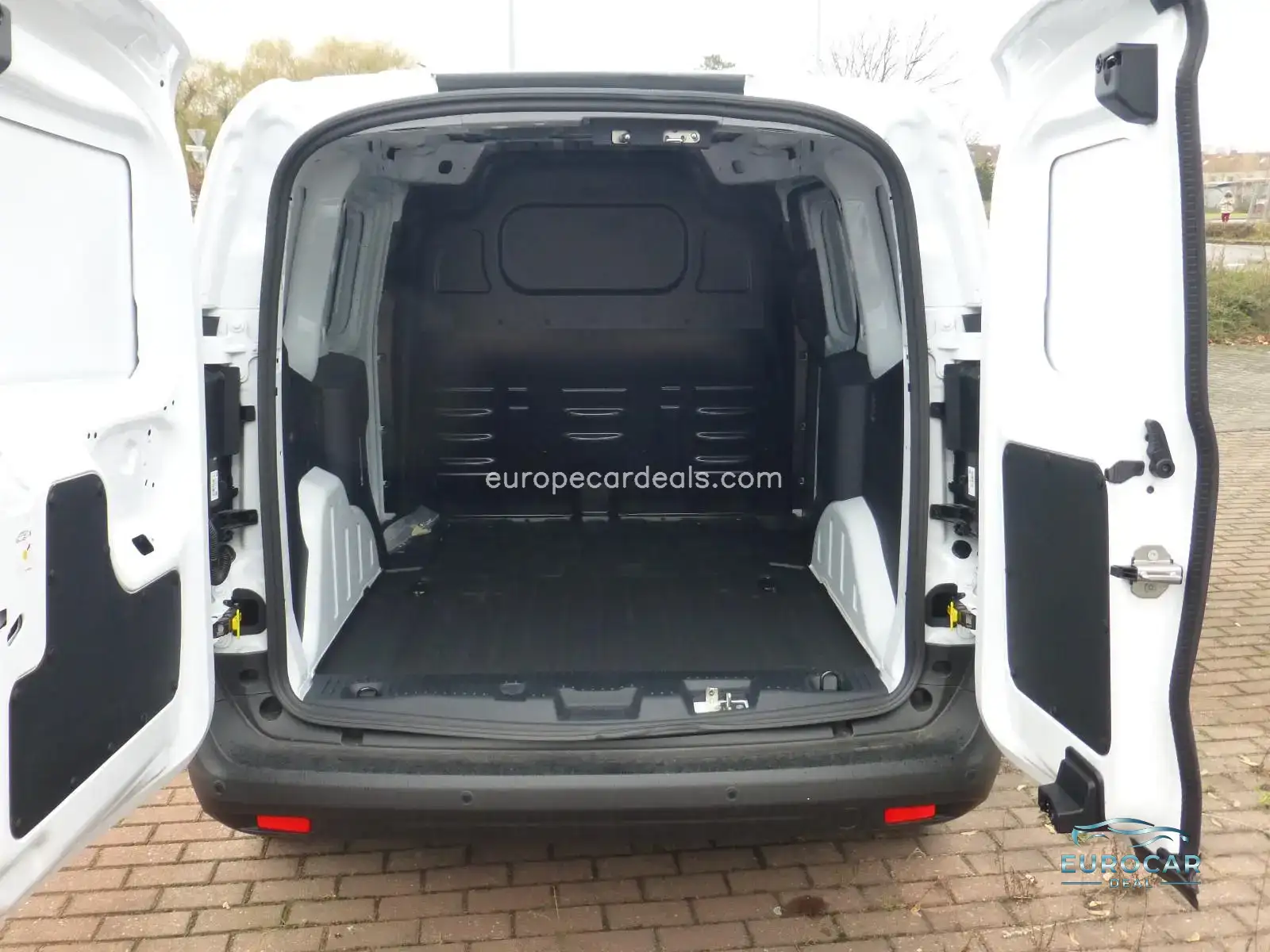 Ford Transit Courier