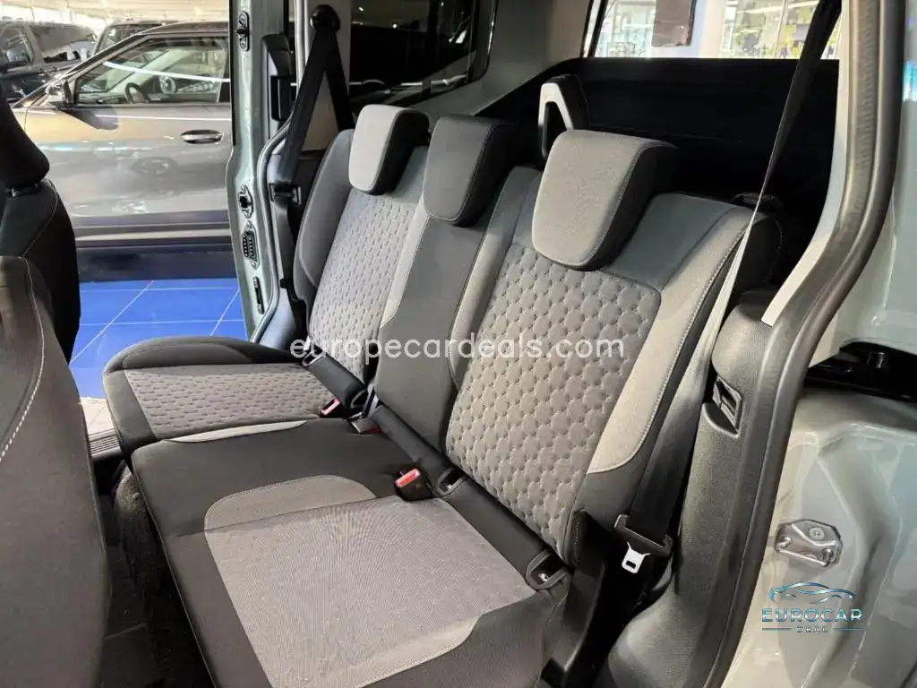 Ford Tourneo Courier