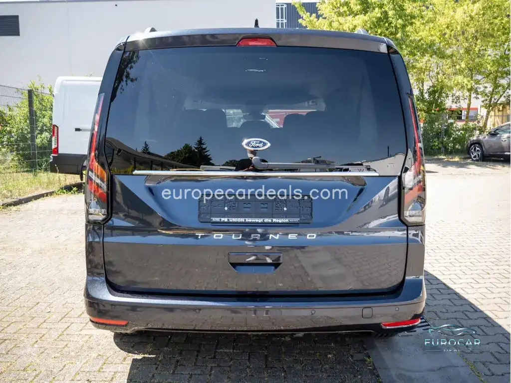 Ford Grand Tourneo